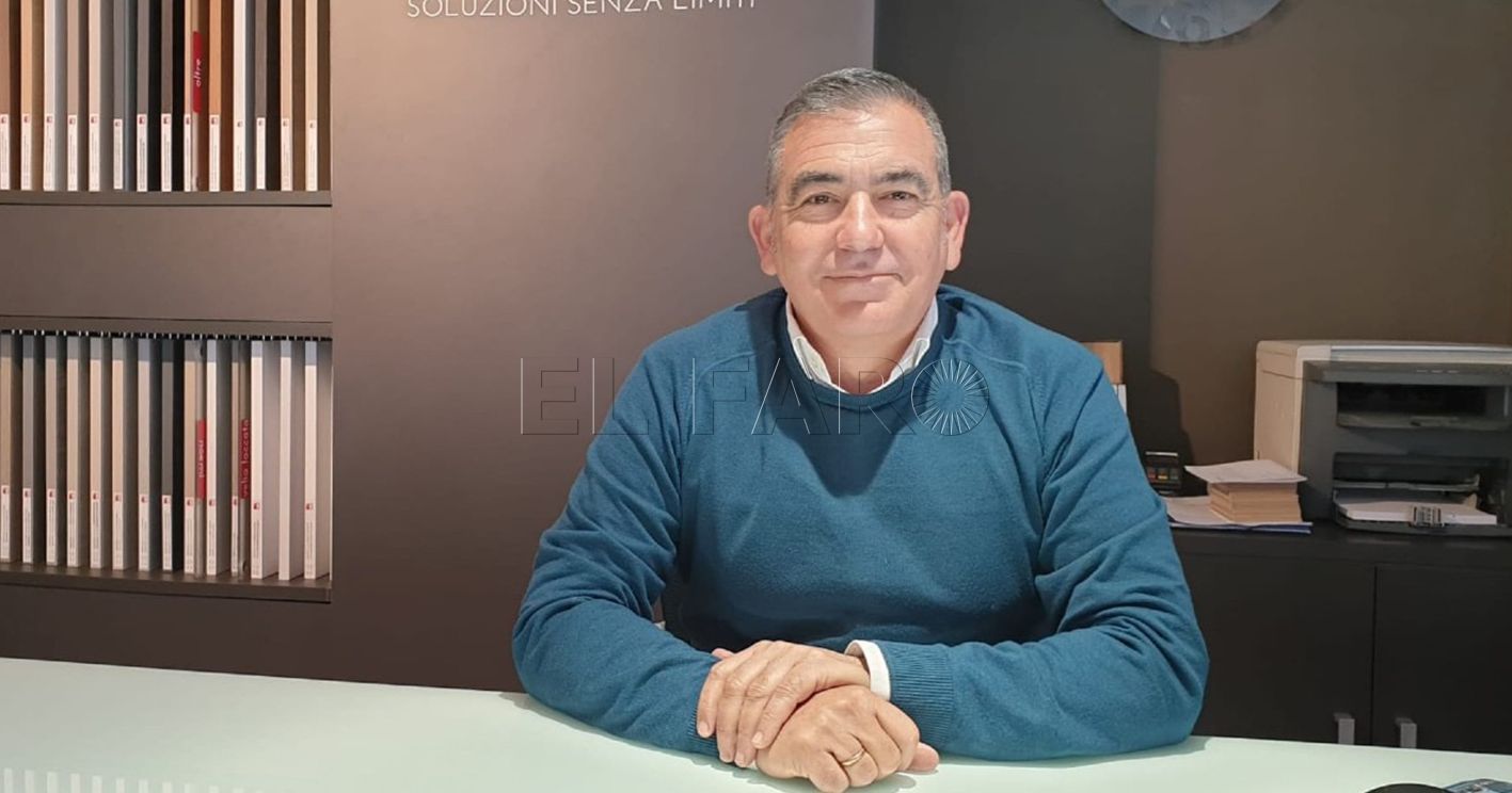 Alarcón critica que "el Gobierno central no mueve un dedo por Ceuta y Melilla"