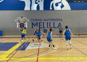 Imagen de uno de los entrenamientos llevados a cabo por la escuadra lasaliana en el García Pezzi durante la presente pretemporada.