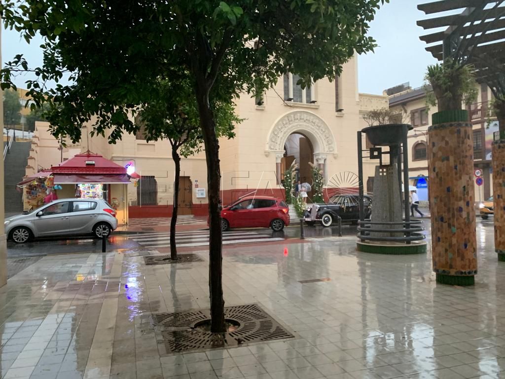 La Feria empieza pasada por agua