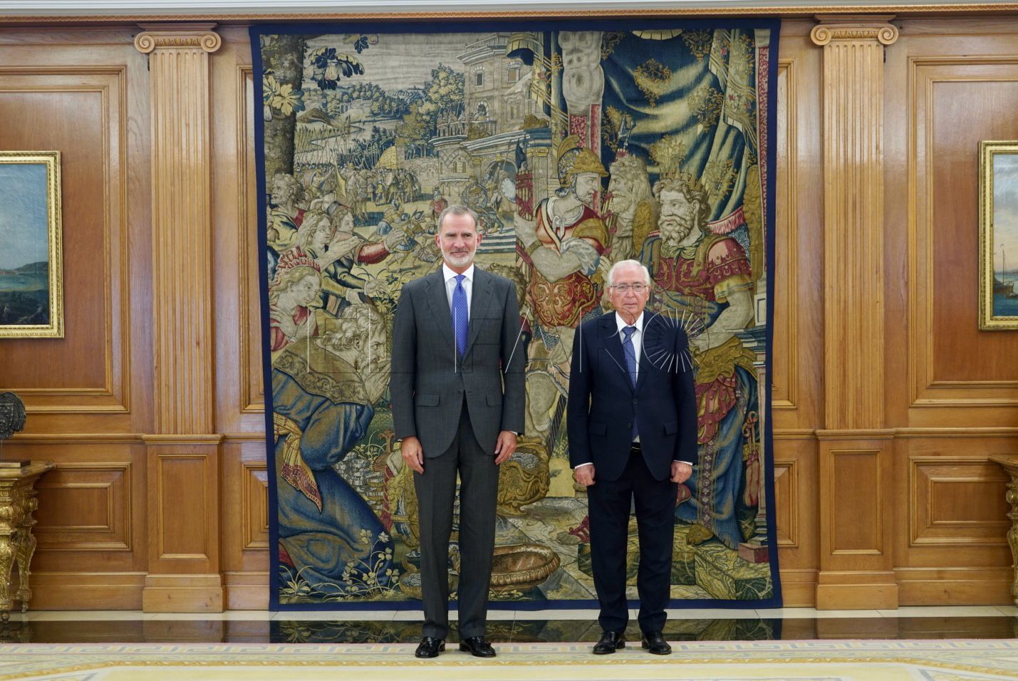 Felipe VI cierra con Imbroda su ronda de entrevistas con los presidentes autonómicos