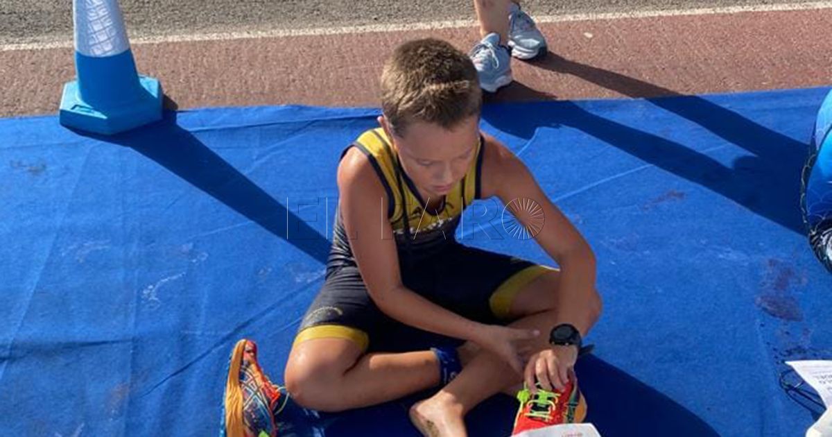 Un centenar de triatletas estarán en el Trofeo Día de Melilla 2023