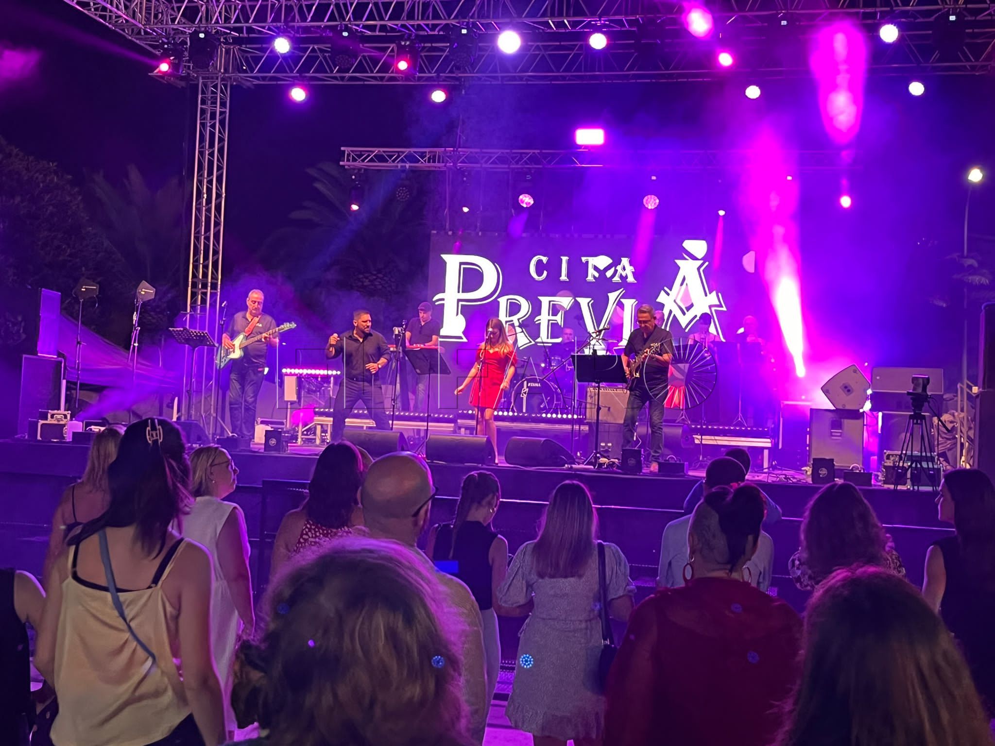 Cita Previa pone el broche de oro a los conciertos locales de la Feria