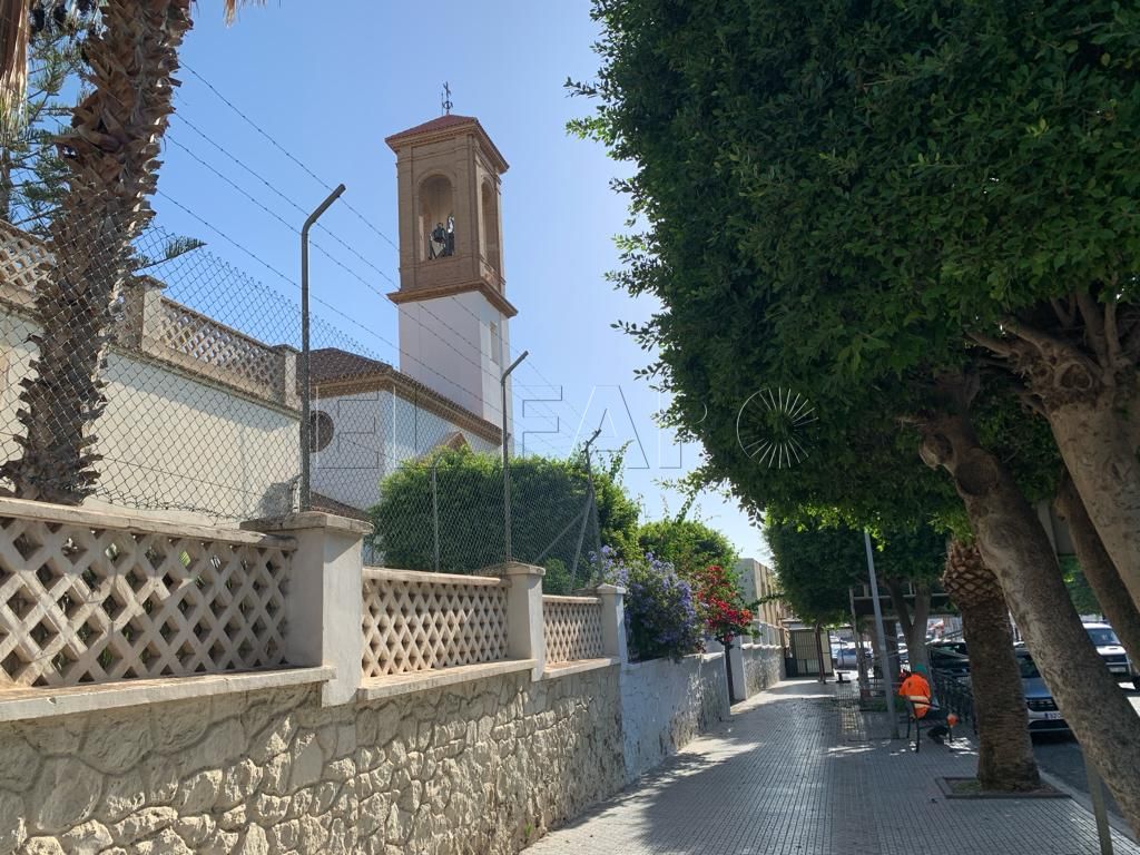 Jesús Cautivo y la Virgen del Rocío, trasladados a su Casa Hermandad por una plaga en Santa María Micaela