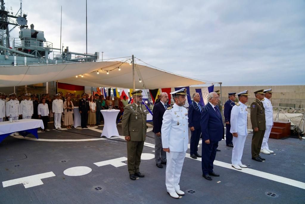La Armada también estuvo en los actos del Día de Melilla