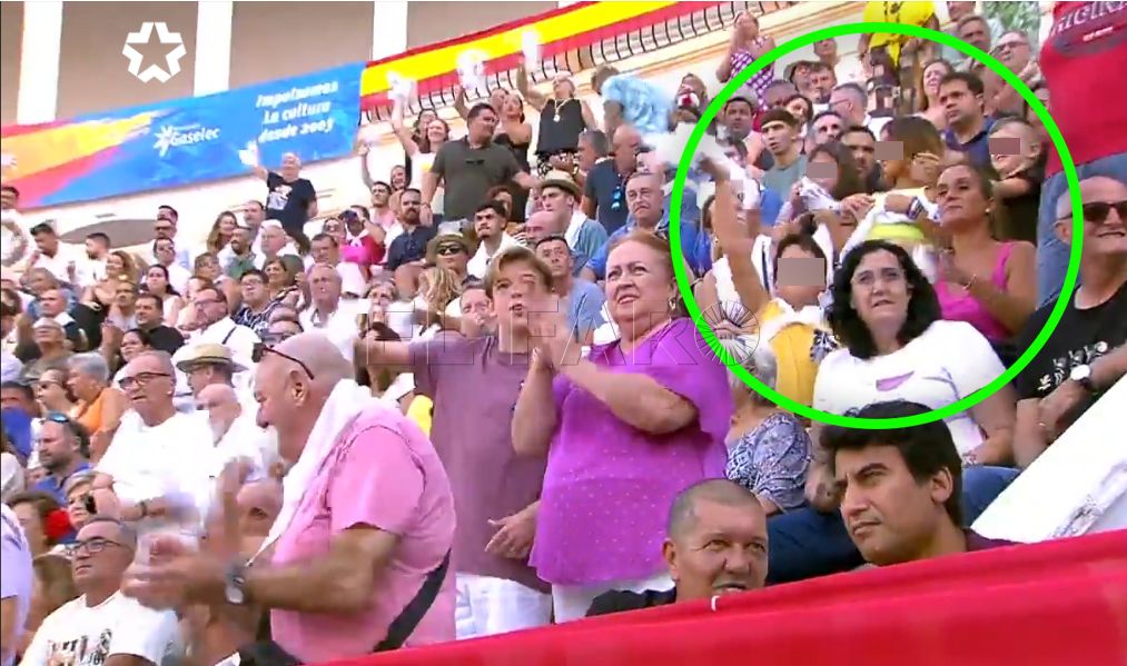 Lamentan la presencia de niños en los tendidos de la plaza melillense