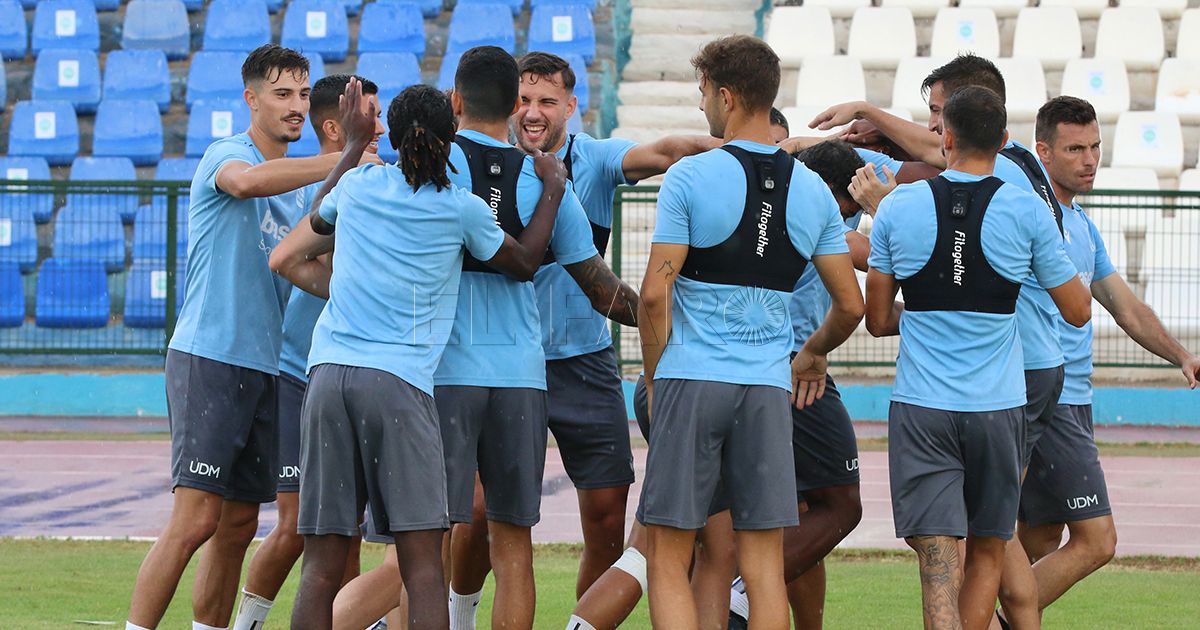 La UD Melilla debuta como local