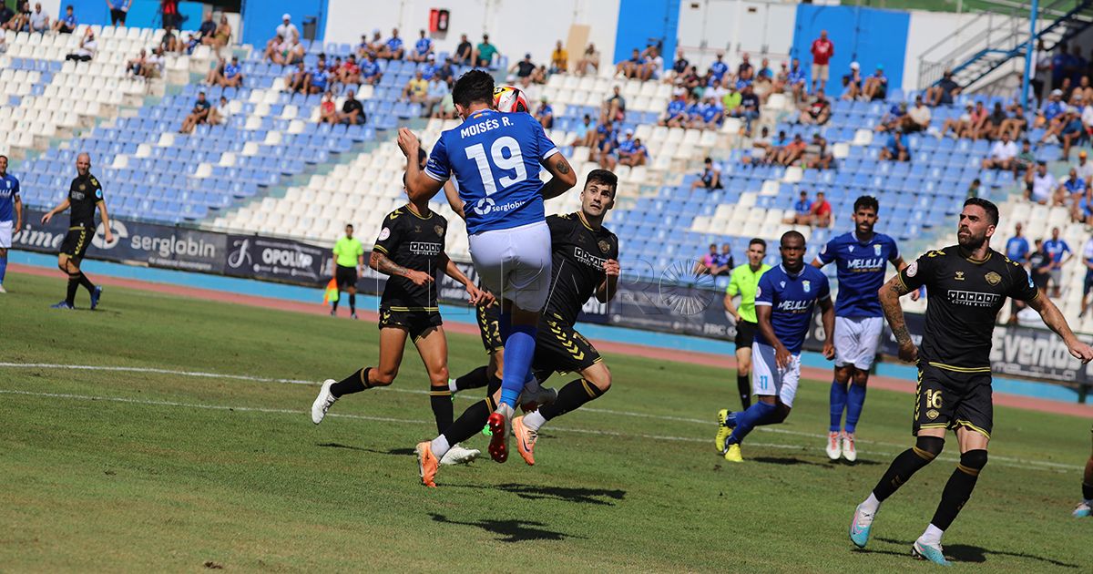 Otro traspiés del Melilla en el Álvarez Claro