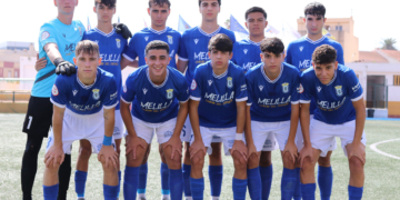 Los juveniles azulinos se enfrentan al Tomares UD.