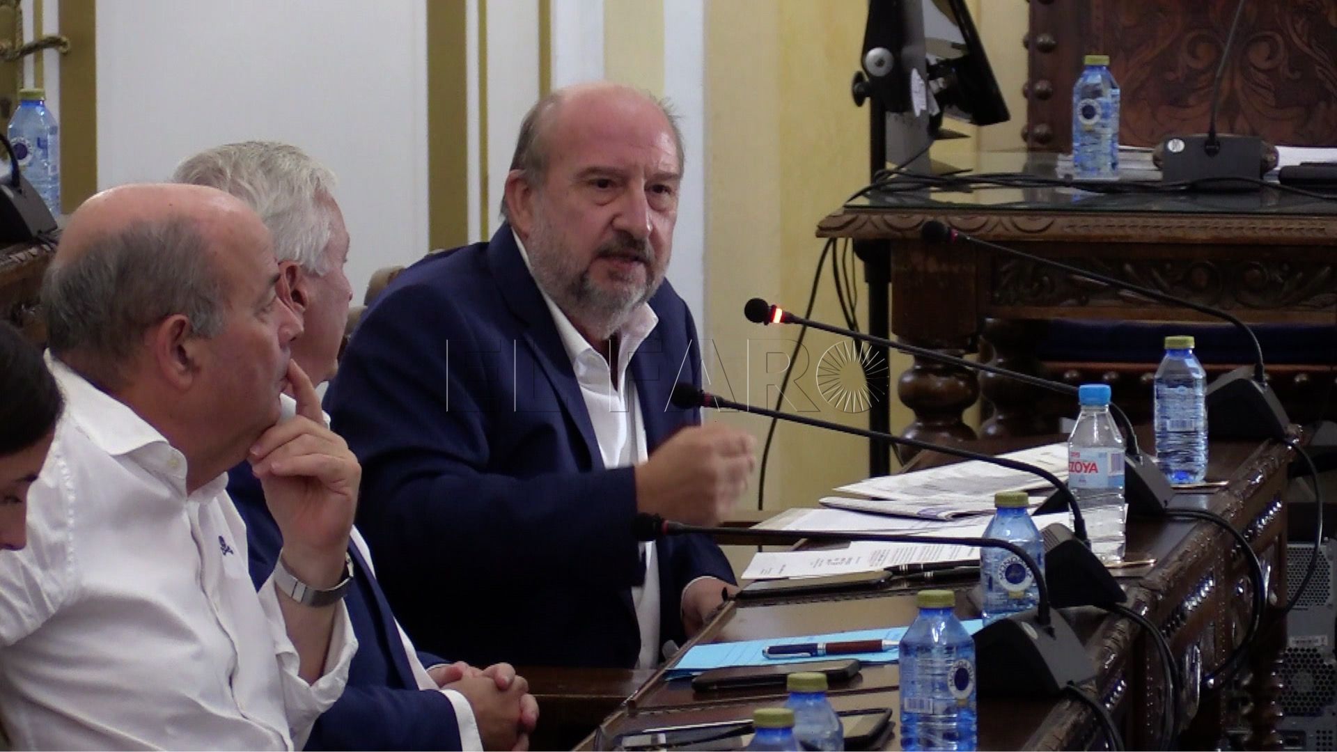 Azmani critica que el PP no ha arreglado en 20 años el problema del agua