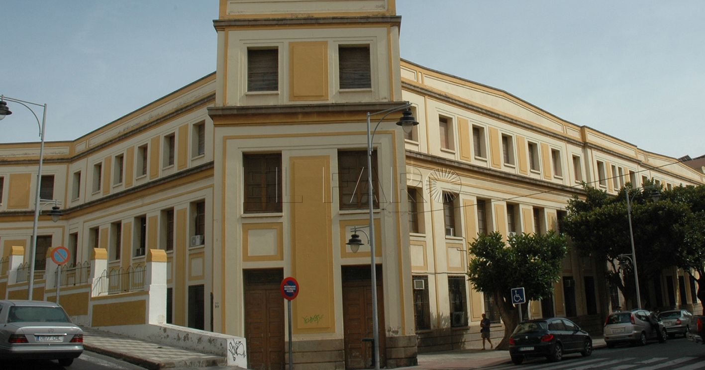 La Ciudad, a la espera de algunas obras en el edificio de Correos