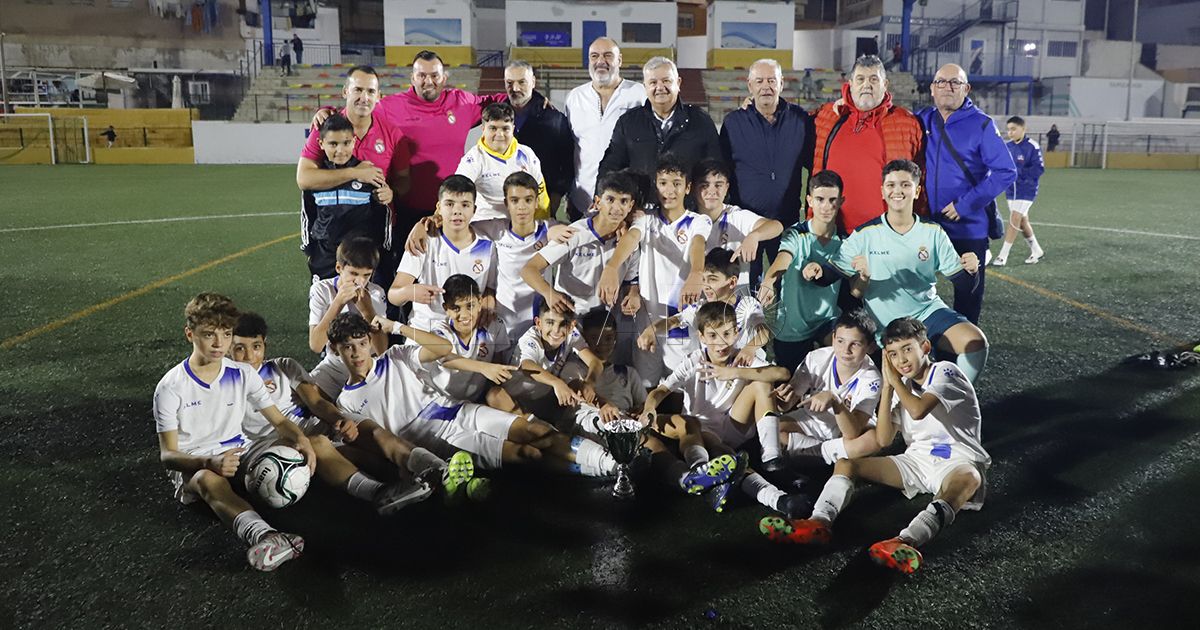La P.R. Madrid consigue la Copa Federación en Primera División infantil de fútbol