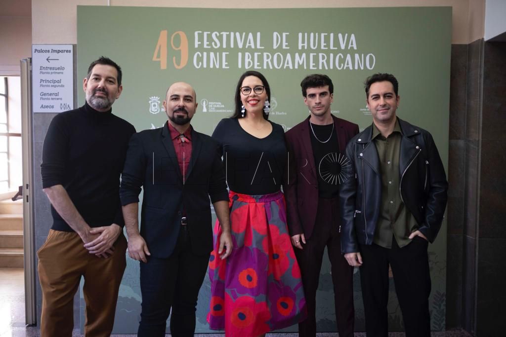 ‘Reflejos en una Habitación’ de Ceres Machado triunfa en el Festival de Huelva de Cine Iberoamericano