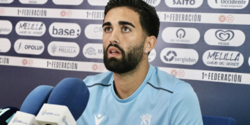 Dani García atendió en la matinal de ayer a los medios de comunicación, en la previa del partido frente al San Fernando CD del próximo domingo (12:00 horas).
