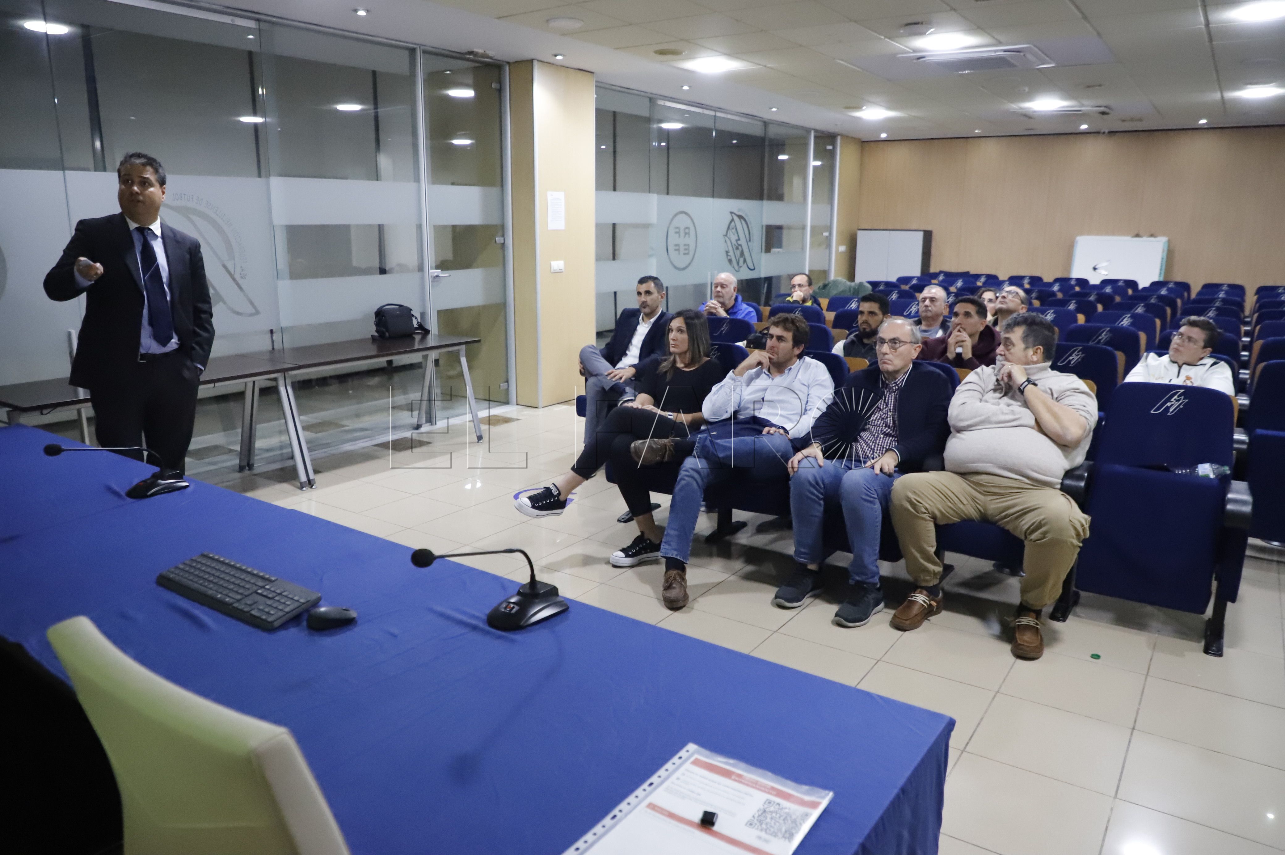 Celebrada la I Jornada para afiliados de la Real Federación Melillense de Fútbol