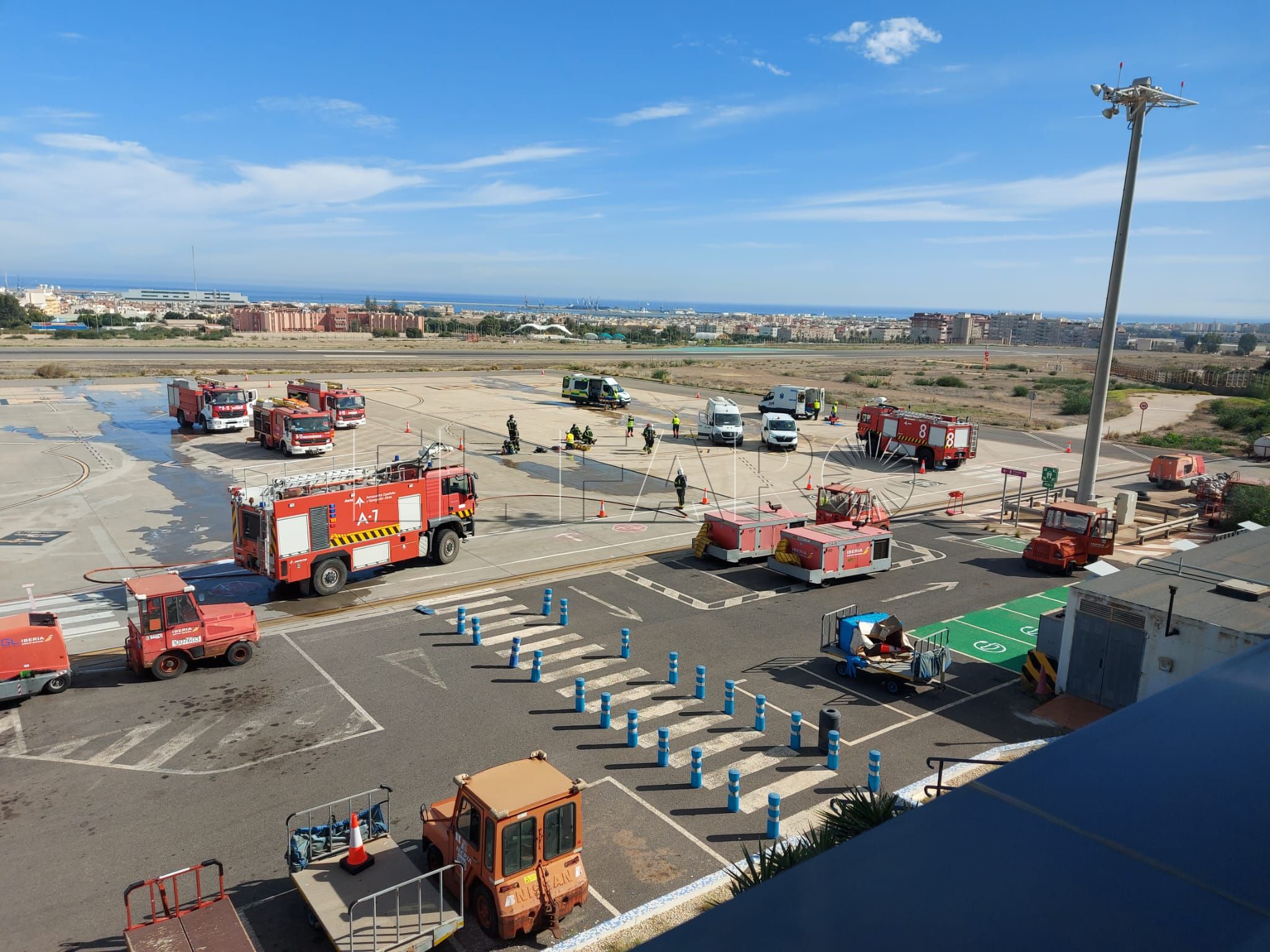 El aeropuerto de Melilla realiza un simulacro de emergencia aeronáutica