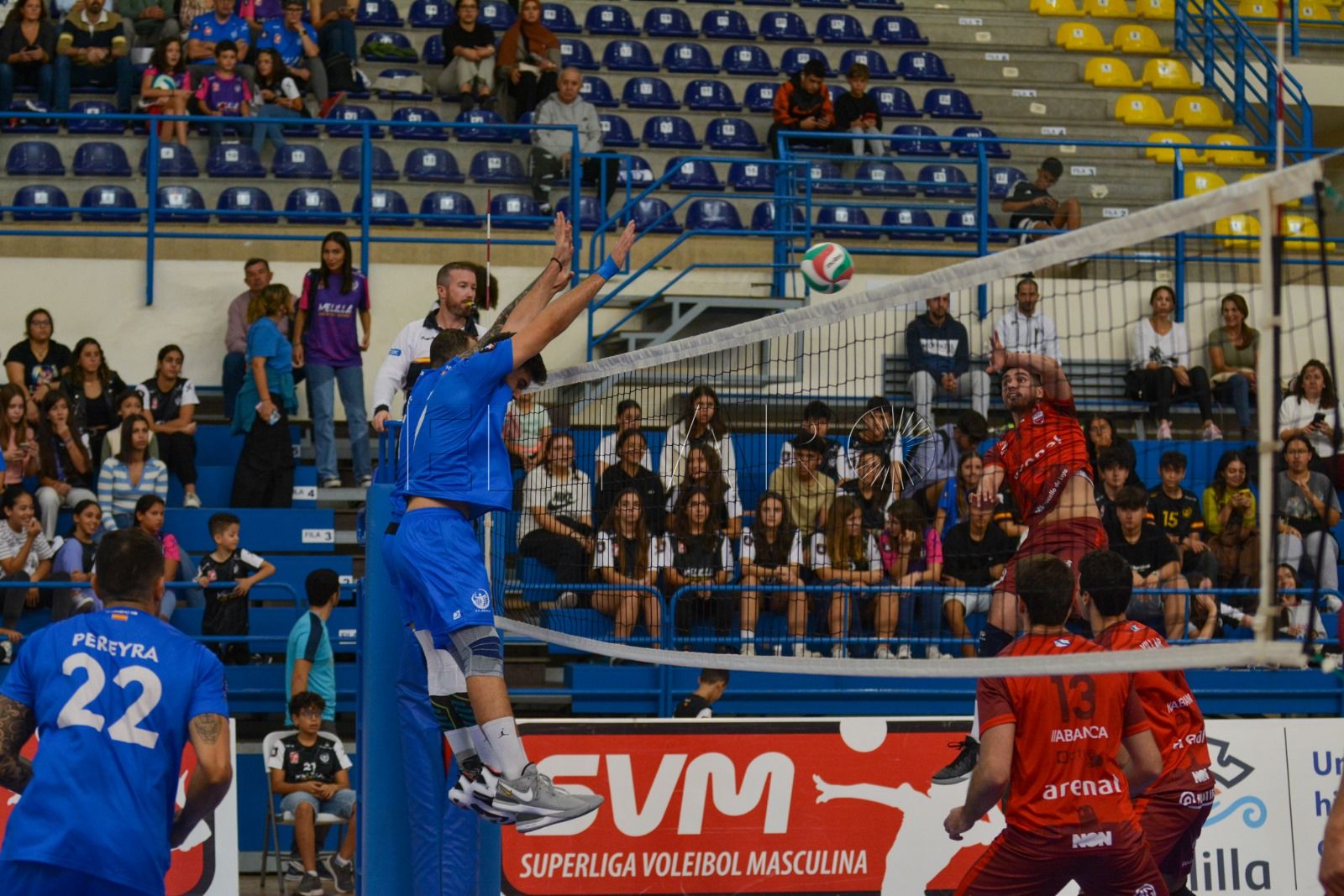 El líder, Unicaja visita el Javier Imbroda