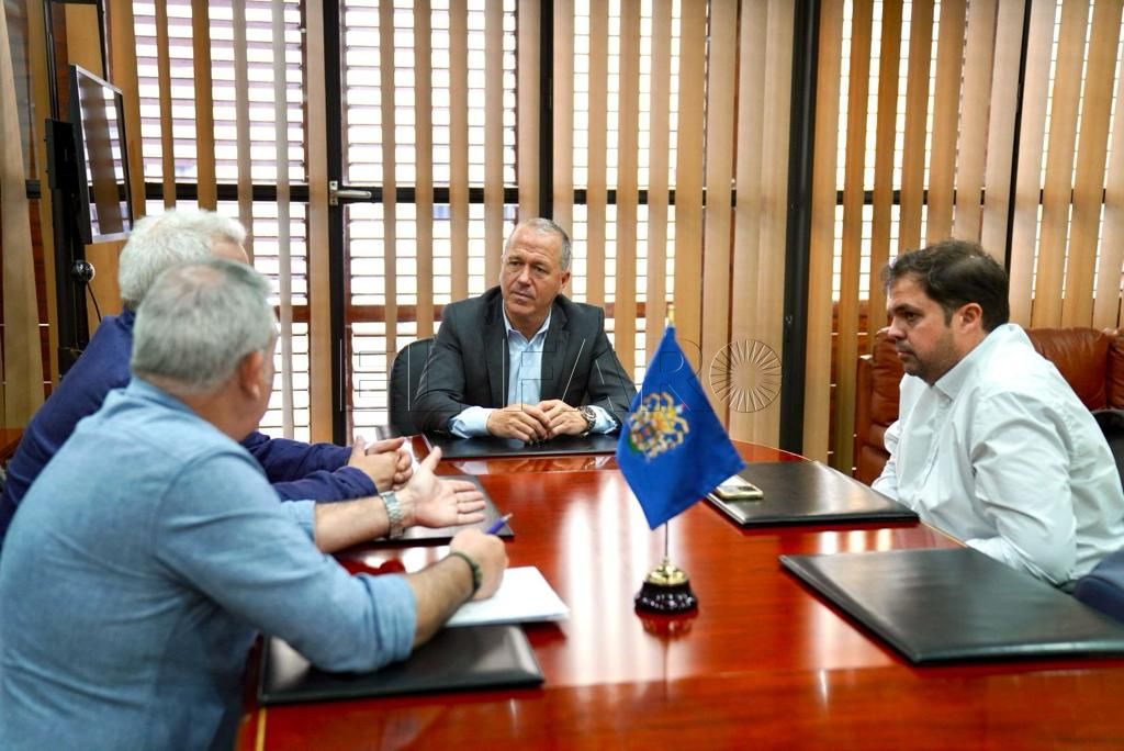 Marín compromete con Zona Centro apoyo a los comercios