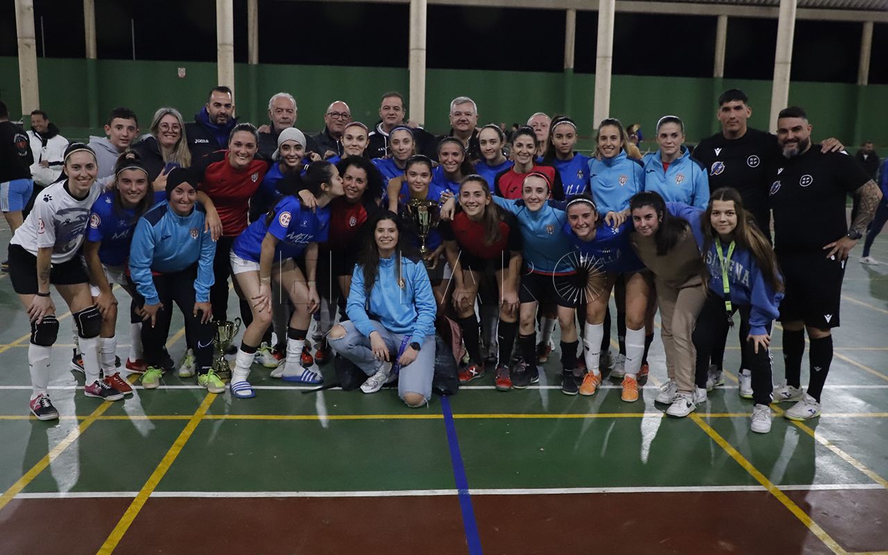 El Torreblanca CF vence en la final de senior femenino