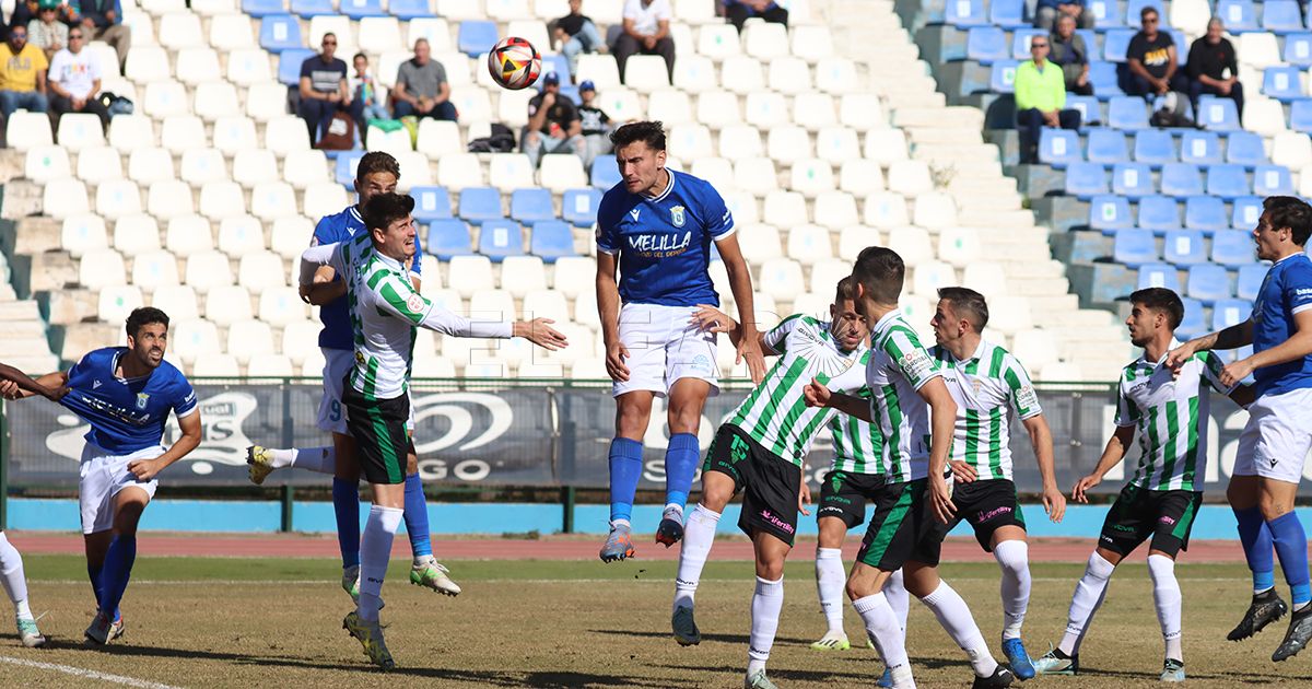 La UD Melilla mereció algo mejor ante el Córdoba CF