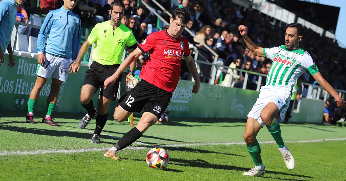 Duro palo liguero para el Melilla ante el Sanluqueño