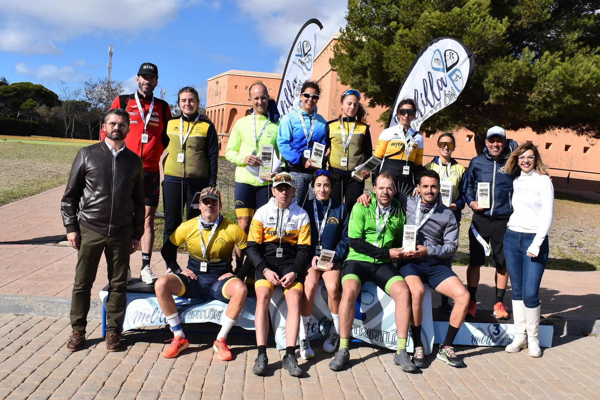 Juan Barrios y Lucía Romero ganan el Autonómico de Duatlón Cross