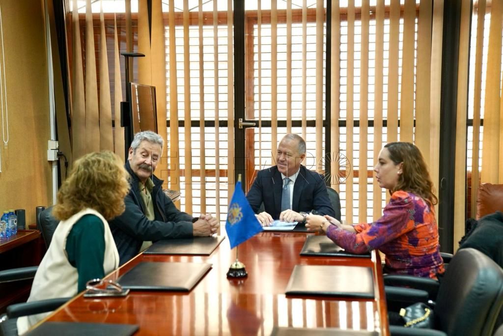 Marín habla de formación con Pymes Melilla