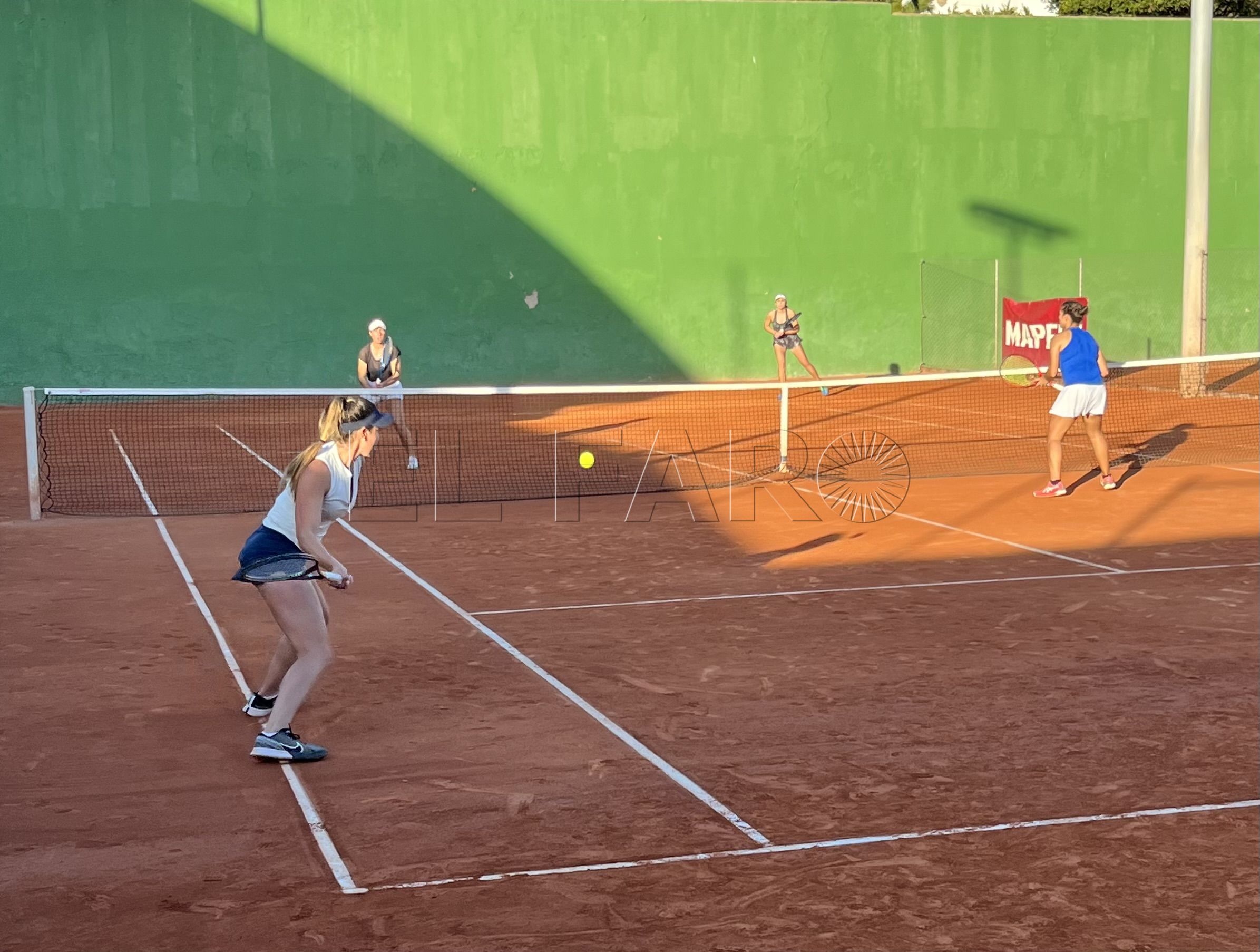 Grandes partidos con un alto nivel en la primera jornada del Internacional de tenis femenino