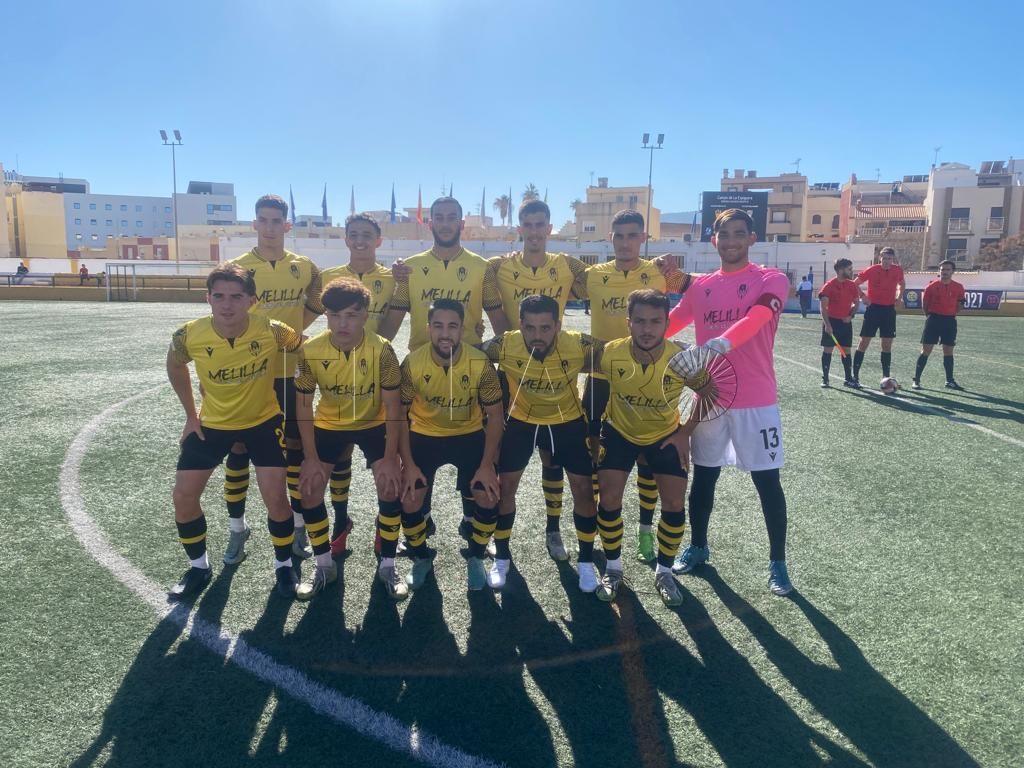 El Atlético Melilla no puede pasar un partido más sin la victoria