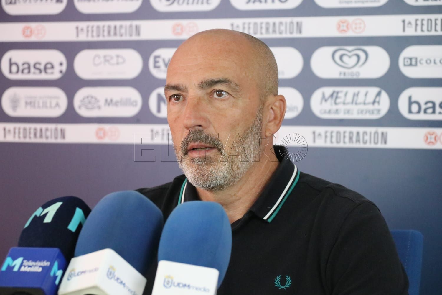 Juan Sabas, técnico de la UD Melilla: “Hemos realizado un buen partido y tenemos que seguir a pico y pala”