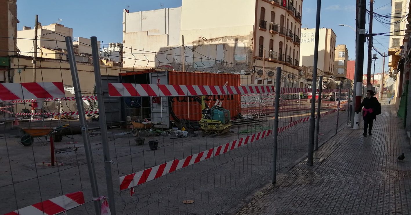 Comerciantes de la calle Margallo piden a la Ciudad una indemnización por las obras
