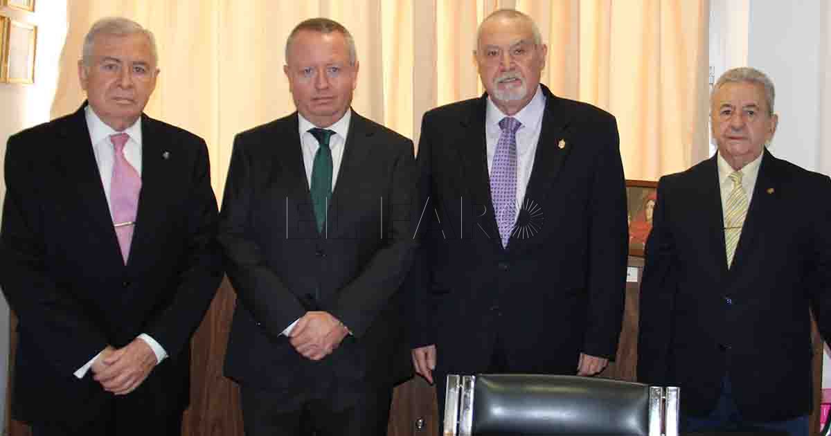 Triple reconocimiento al trabajo del equipo de la Casa de Melilla en Málaga