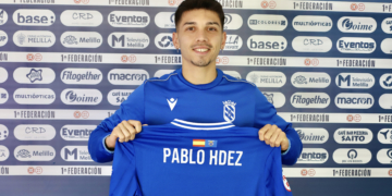 Pablo Hernández, que fue presentado en la matinal de ayer en el Estadio Municipal ‘Álvarez Claro’, señalaba que “puedo ayudar al equipo en muchas facetas”.