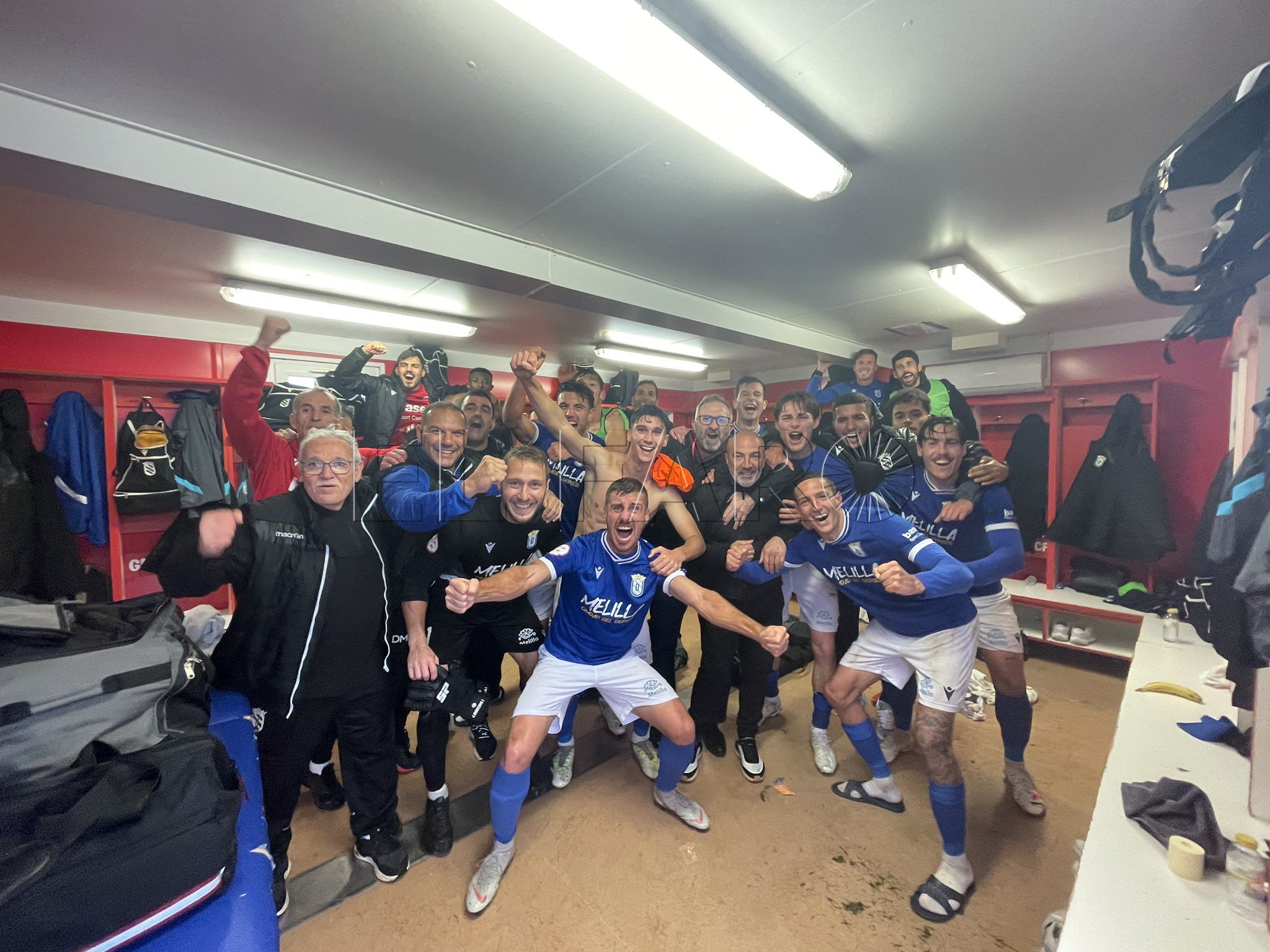 La UD Melilla inicia su escalada en la tabla