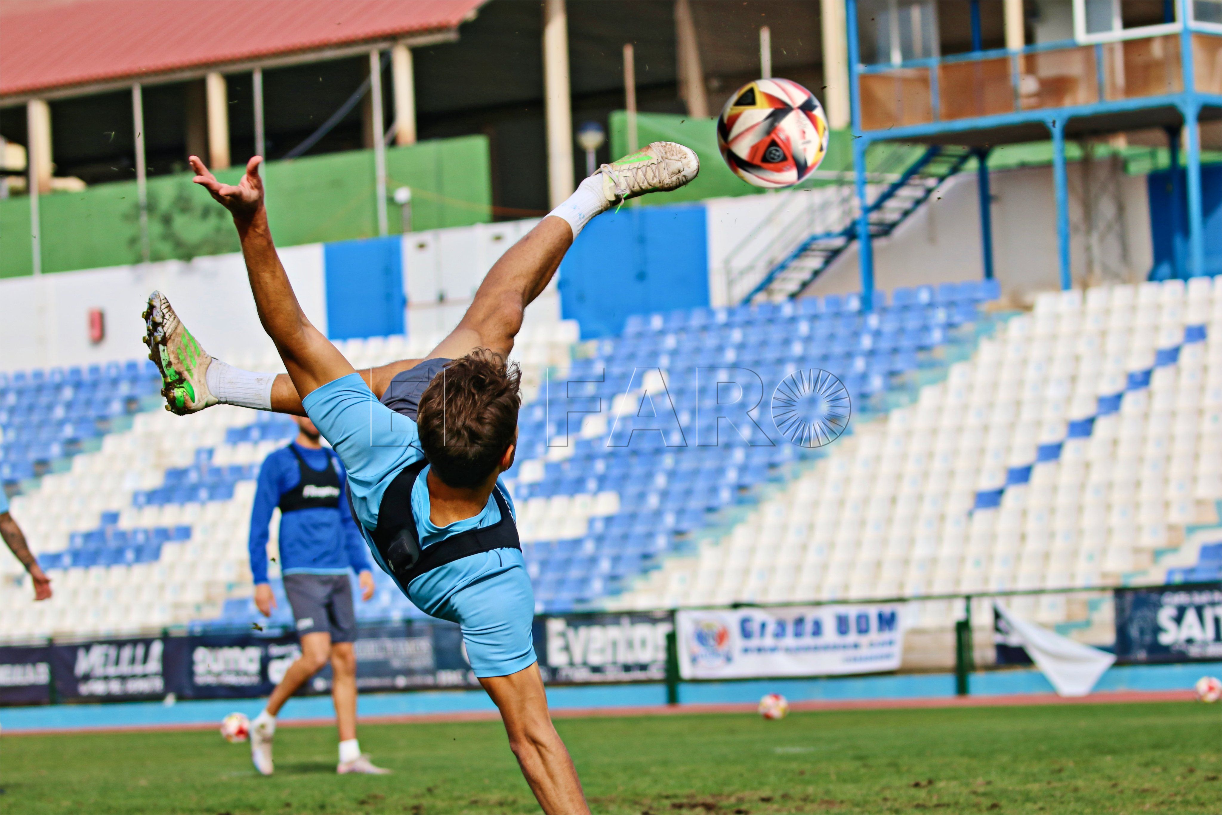 El Melilla mide su mejoría ante el Murcia