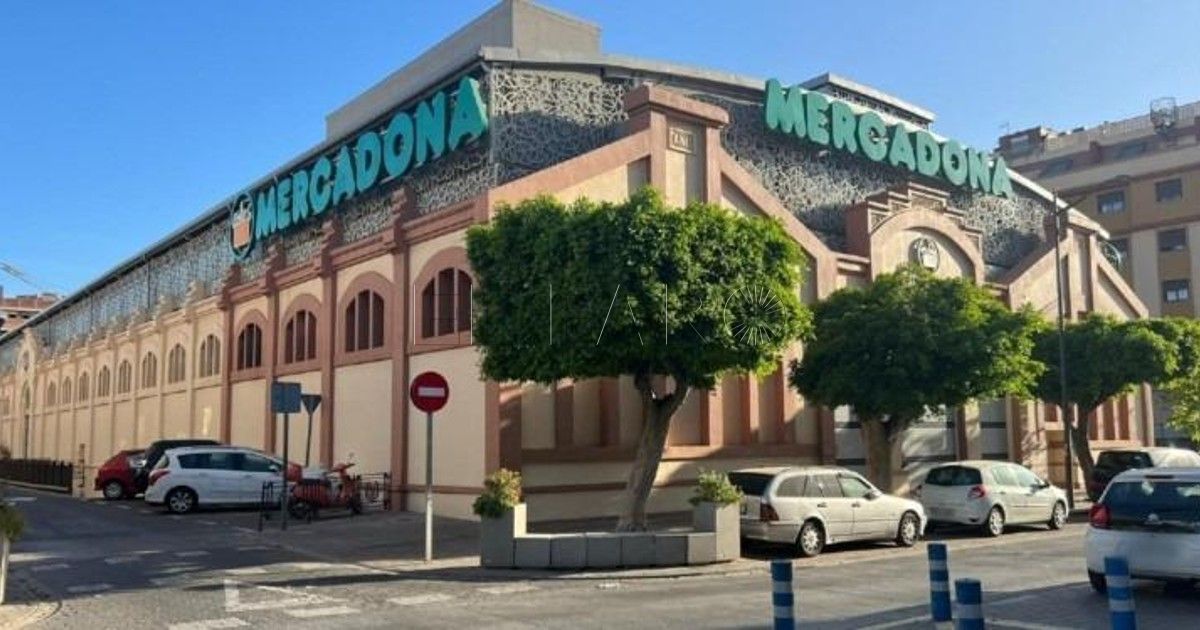 La Ciudad pondrá una parada para un taxi en Mercadona