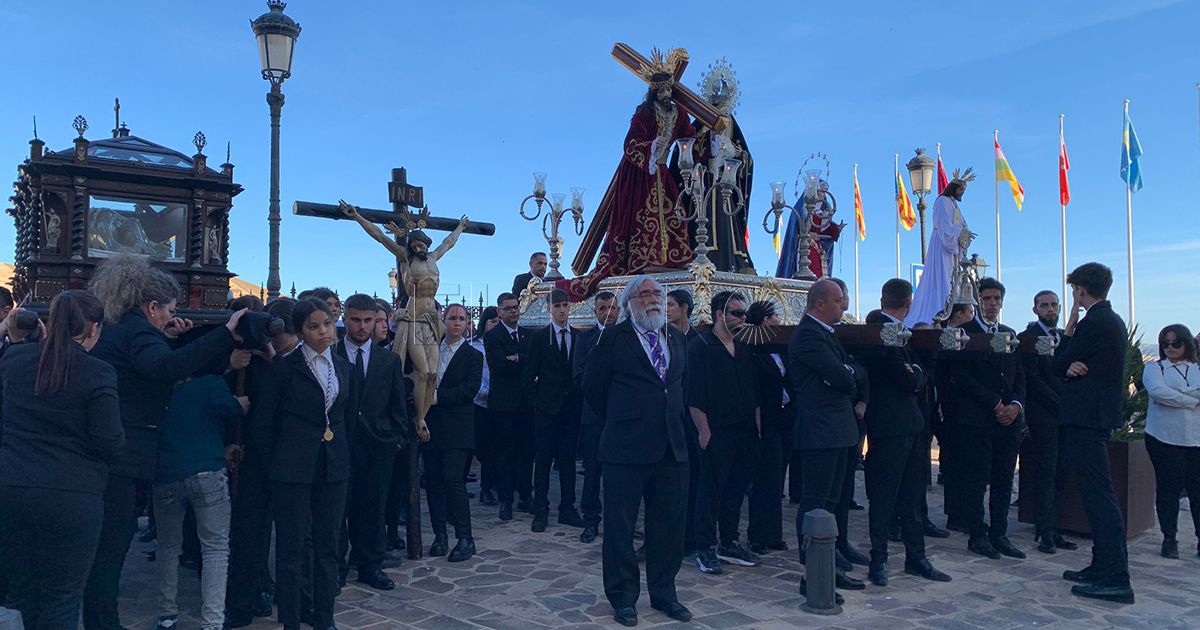 Mañana, presentación del cartel de la Cofradía del Nazareno