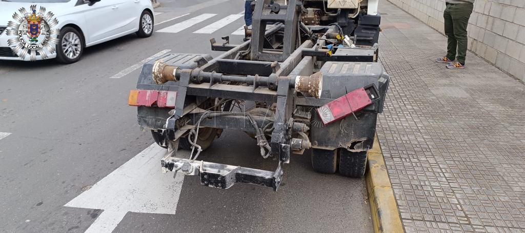 La Policía Local establece un operativo de vigilancia contra el vertido de residuos