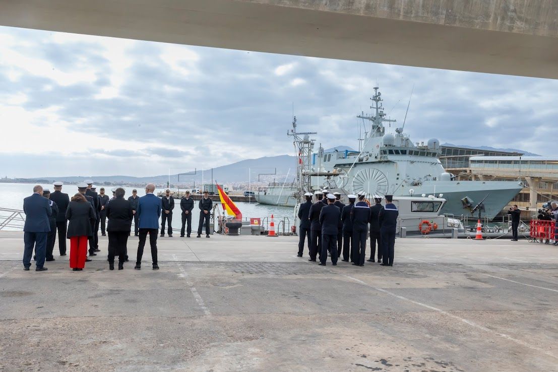 Melilla da la bienvenida al patrullero "Isla Pinto"