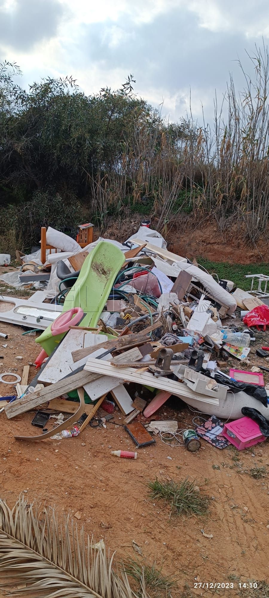 Guelaya dice que Melilla "tiene un problema" con los vertidos ilegales