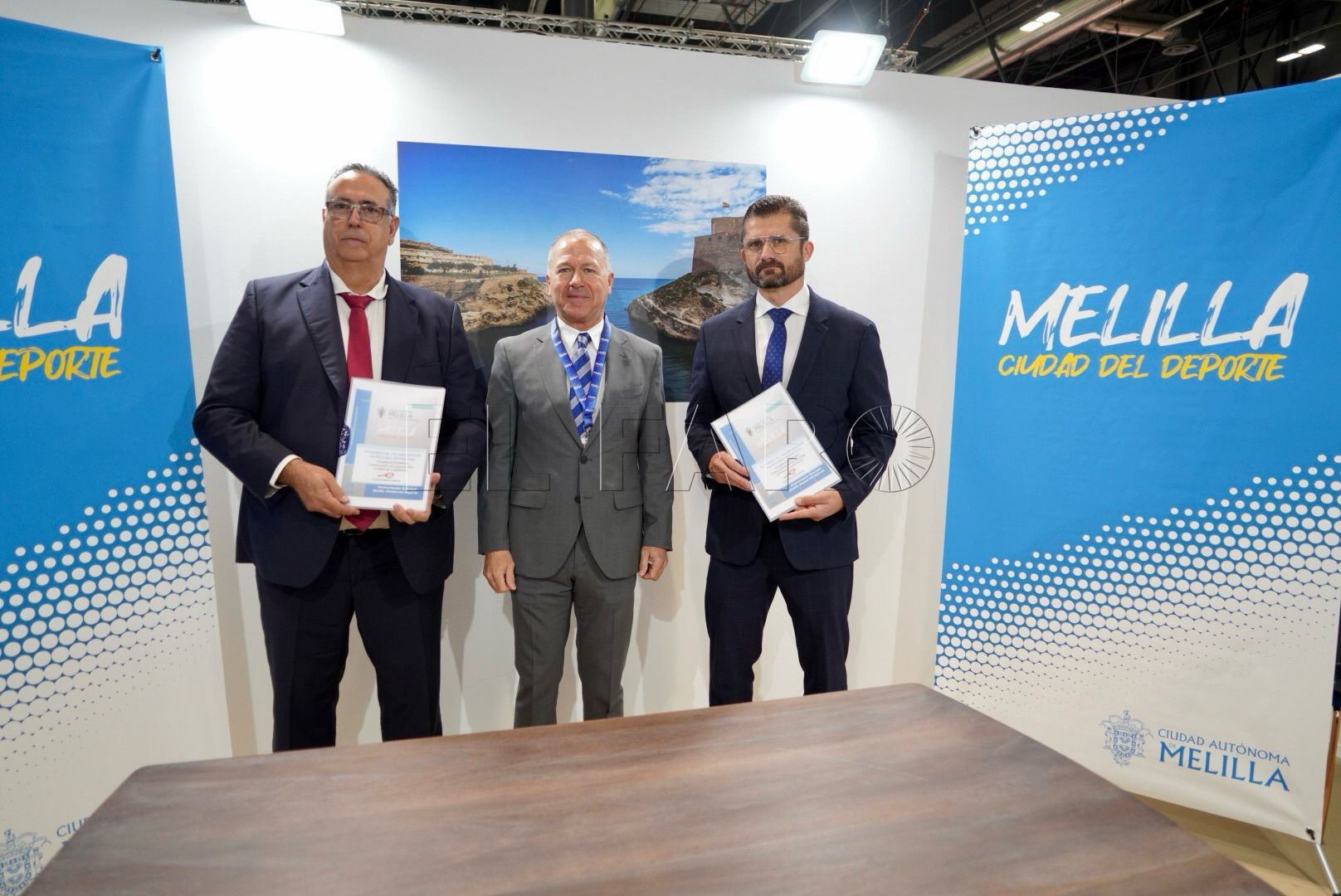 Acuerdo entre la Consejería de Deporte y Armas Trasmediterránea