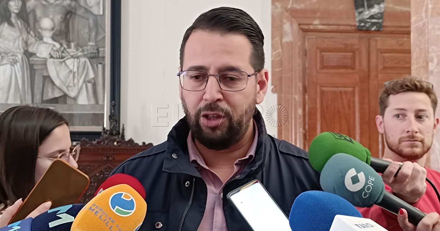 Azmani critica la "falta de cortesía parlamentaria y de lealtad institucional" del PP