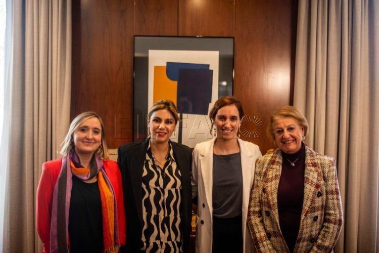 Ceuta sigue a Melilla y traslada a la ministra de Sanidad lo "preocupante" de la situación