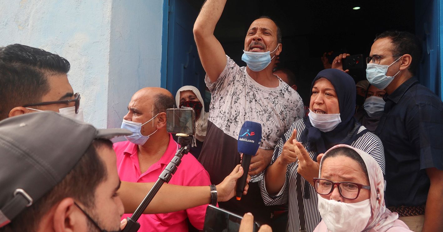 Los sindicatos arremeten contra Podemos por votar contra el subsidio para los transfronterizos