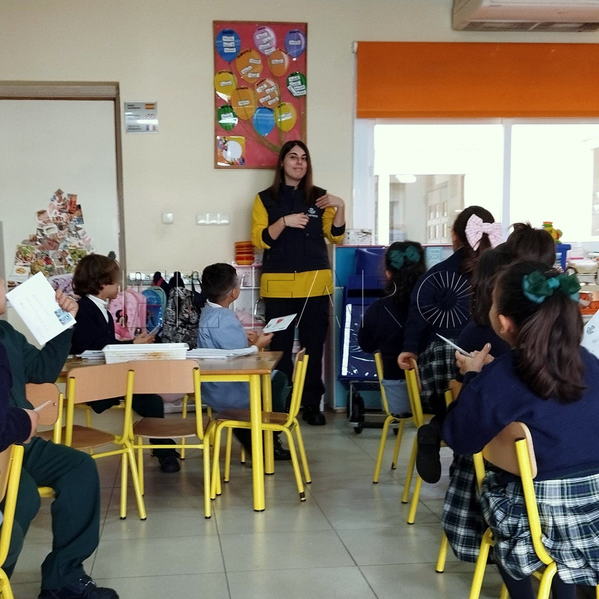 Correos colabora con el colegio Enrique Soler de Melilla para fomentar la escritura entre el alumnado