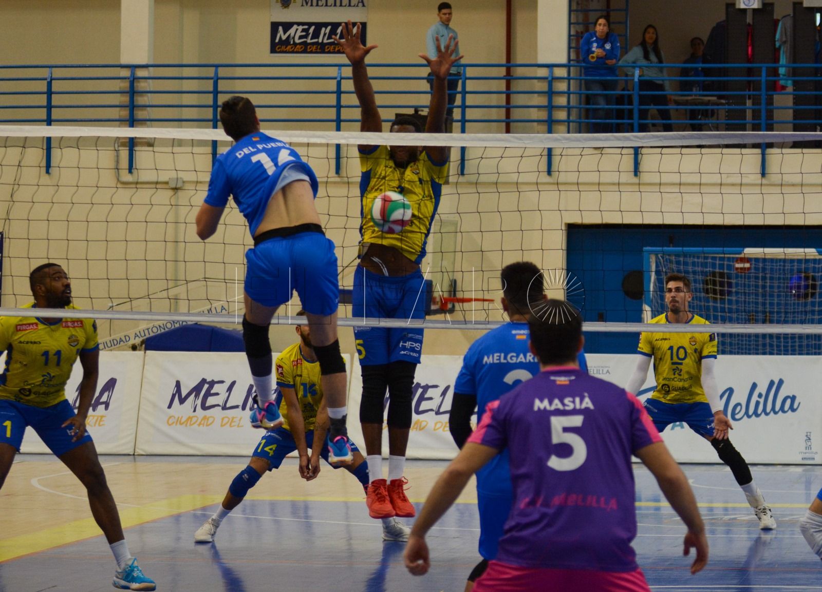 Otra dura derrota del CV Melilla en la Superliga Masculina