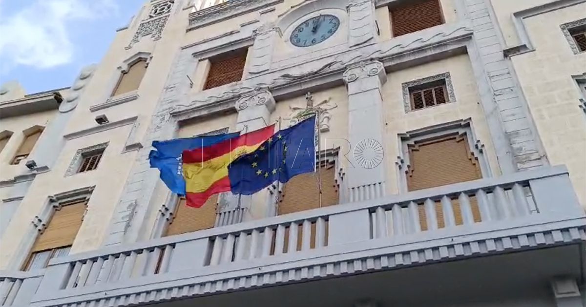 El viento causa pequeños incidentes en Melilla este fin de semana