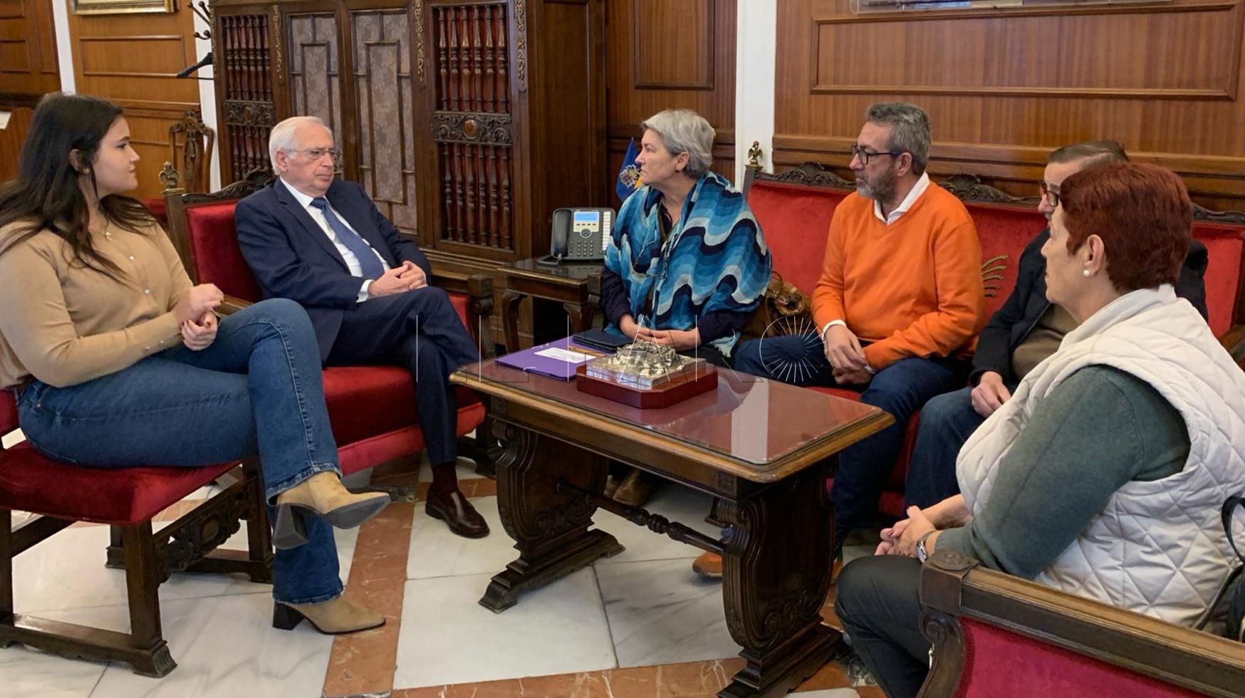 El presidente Imbroda y la consejera Randa Mohamed se reúnen con Adilmel