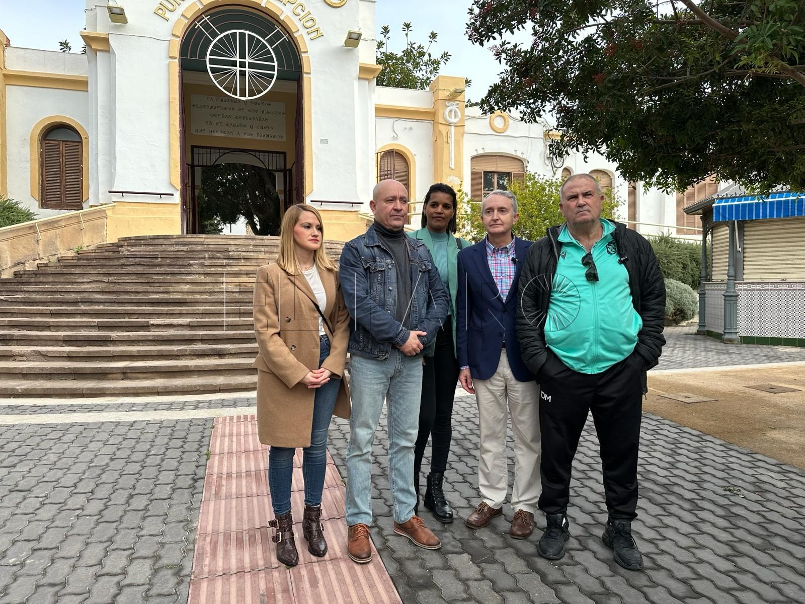 Vox denuncia el mal estado del cementerio de La Purísima y la carencia de personal