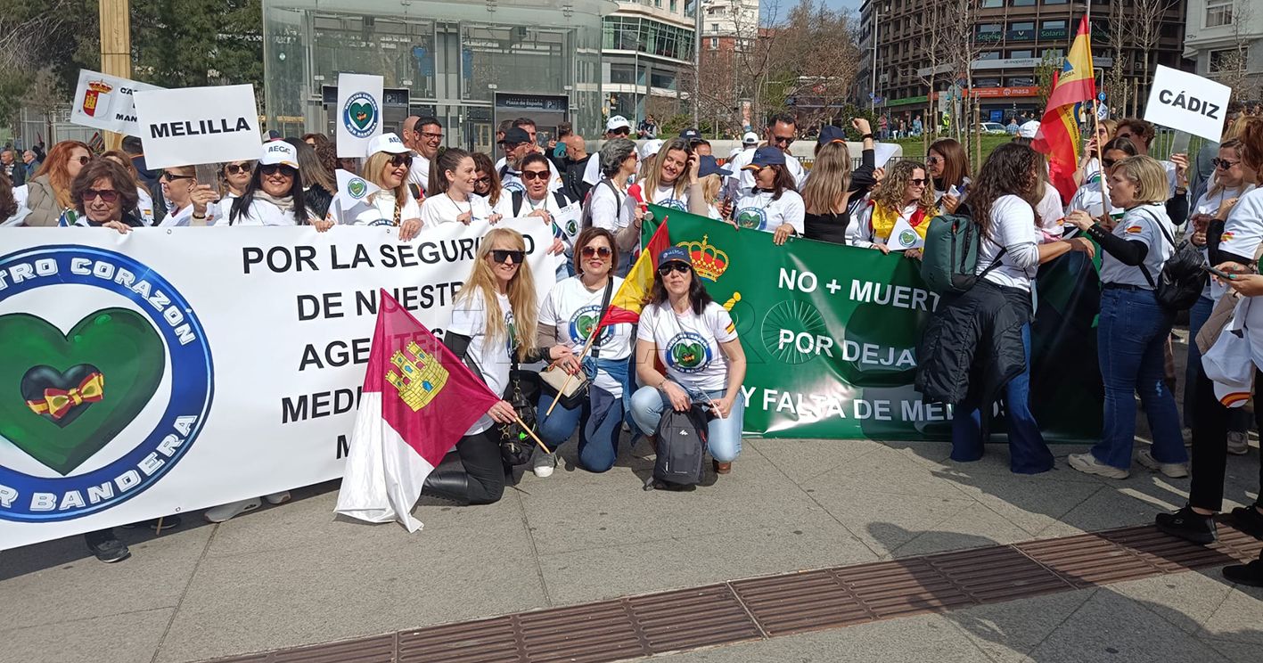Melilla entra en la plataforma 'Nuestro corazón por bandera', de familiares de agentes de los cuerpos policiales