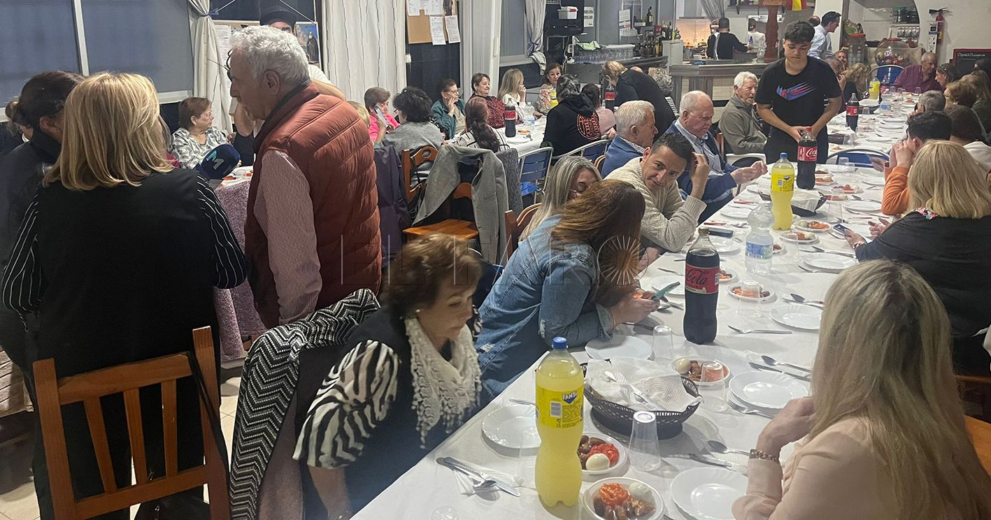 Más de 80 personas en la ruptura del ayuno organizada por la AV Comunidad